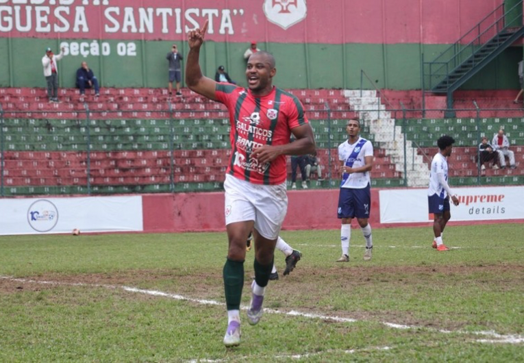 imagem da materia: Eliandro pede foco dobrado na Briosa para o mata-mata