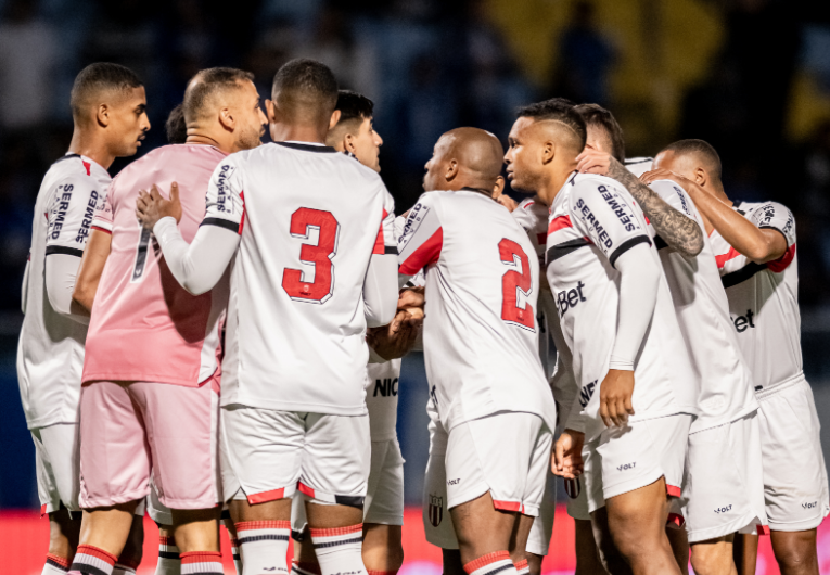 imagem da materia: Botafogo-SP fecha primeiro turno com maior risco de queda