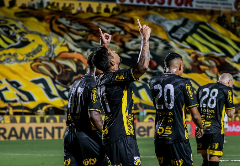 imagem da materia: Novorizontino defende tabu em casa contra o Avaí