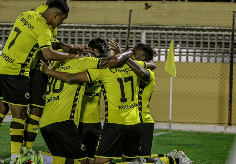 imagem da materia: São Bernardo se aproxima do topo da tabela da Série C