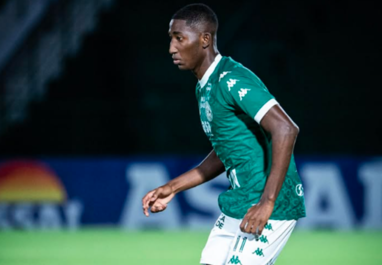 imagem da materia: João Victor negocia saída do Guarani para futebol europeu