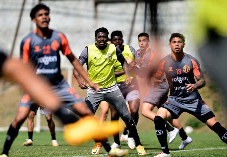 imagem da materia: Ponte Preta faz jogo-treino e mira quadrangular da Série C