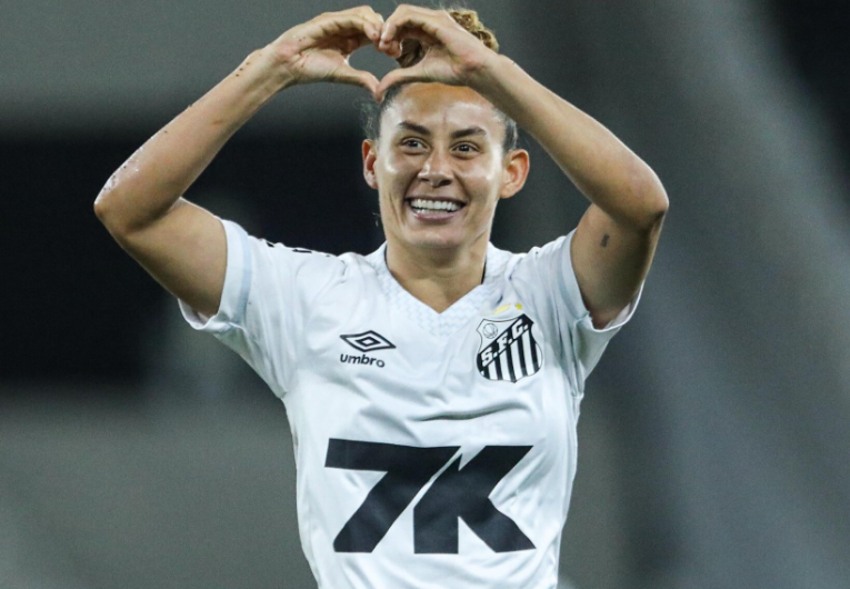 imagem da materia: Santos vence Botafogo e larga na frente na Série A2