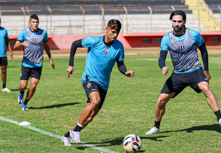 imagem da materia: Botafogo-SP terá reforços disponíveis contra o Vila Nova