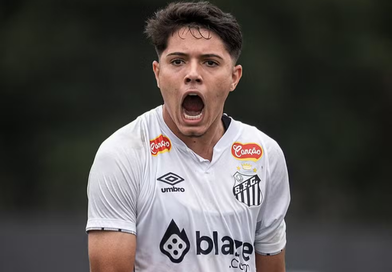 imagem da materia: Shakhtar Donetsk faz proposta por Luca Meirelles