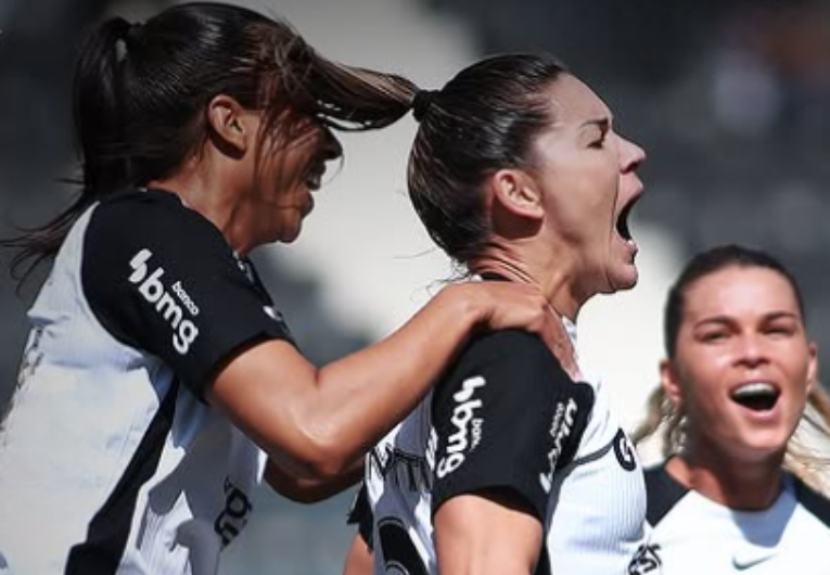 imagem da materia: Em clássico intenso, Brabas do Timão vencem Palestrinas