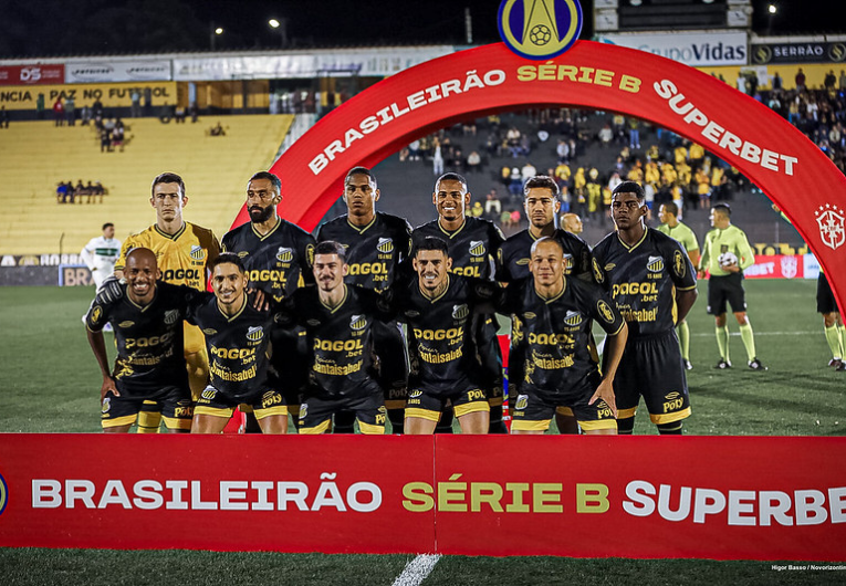 imagem da materia: Tigre permanece no G-4, mas chances de acesso diminuem