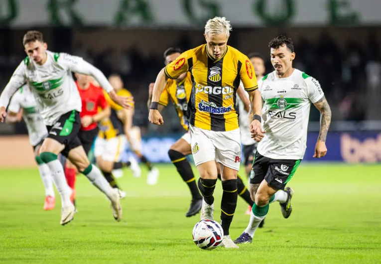 imagem da materia: Novorizontino vive má fase e vê vaga no G-4 ameaçada