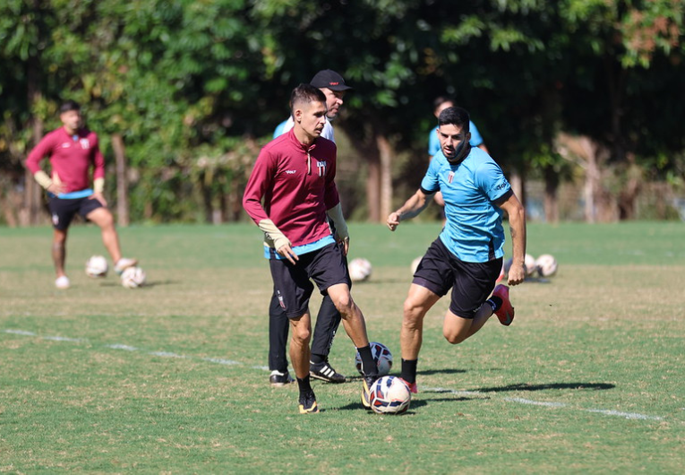 imagem da materia: Botafogo-SP segue preparação para jogo contra Atlético-GO