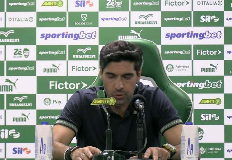 imagem da materia: Abel valoriza vitória do Palmeiras e comenta mudanças