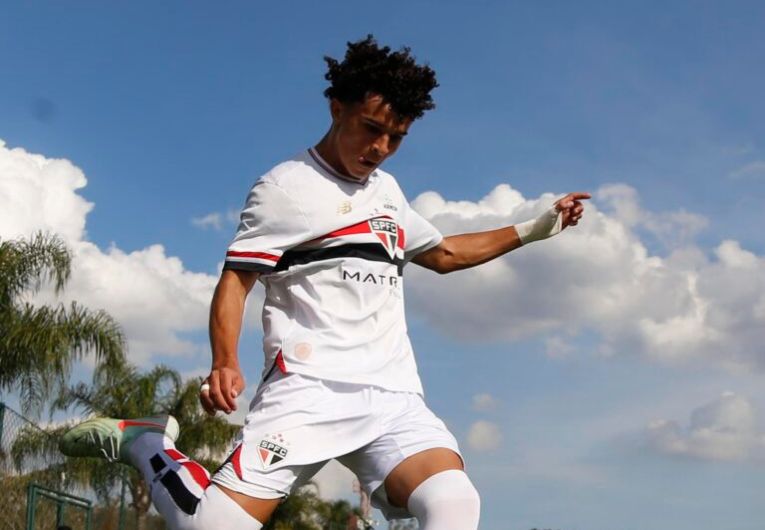 imagem da materia: São Paulo derrota Cuiabá pelo Brasileirão Sub-17
