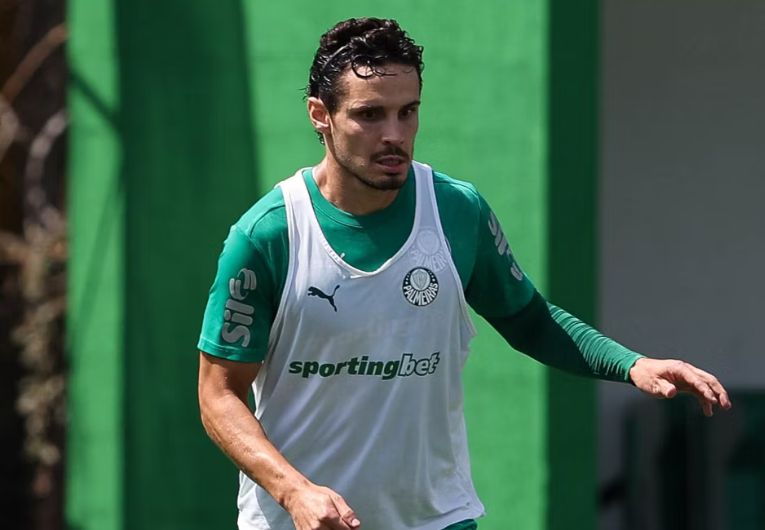 imagem da materia: Raphael Veiga comenta sobre sua recuperação