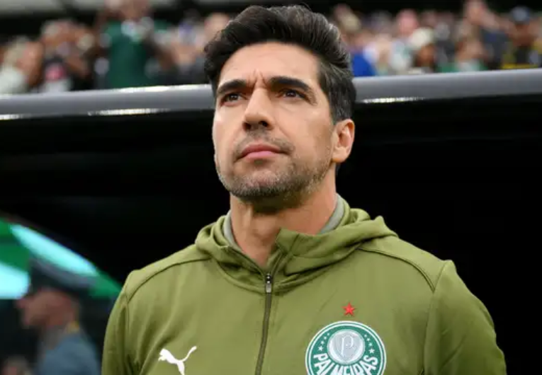 imagem da materia: Apenas um detalhe afasta Abel da renovação: a assinatura