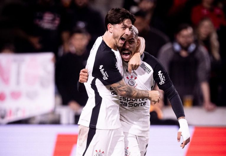 imagem da materia: Invencibilidade em casa anima Corinthians contra o Athletico
