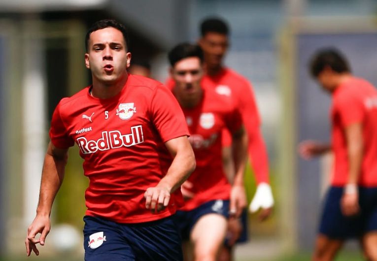 imagem da materia: Bragantino se reapresenta após tropeço em casa