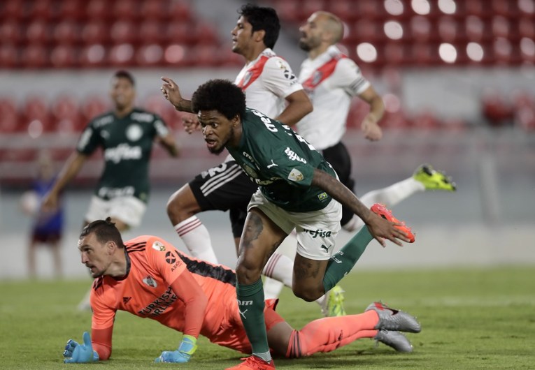 imagem da materia: Confira o retrospecto entre Palmeiras e River Plate
