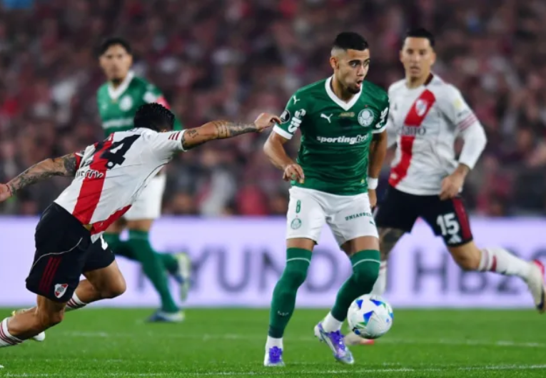 imagem da materia: Após vitória, Andreas elogia Abel: