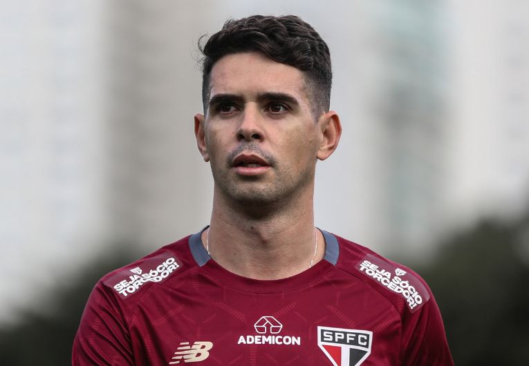 imagem da materia: Oscar tem sequência no São Paulo atrapalhada por lesões