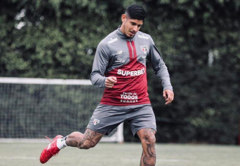 imagem da materia: São Paulo finaliza preparação para encarar a LDU