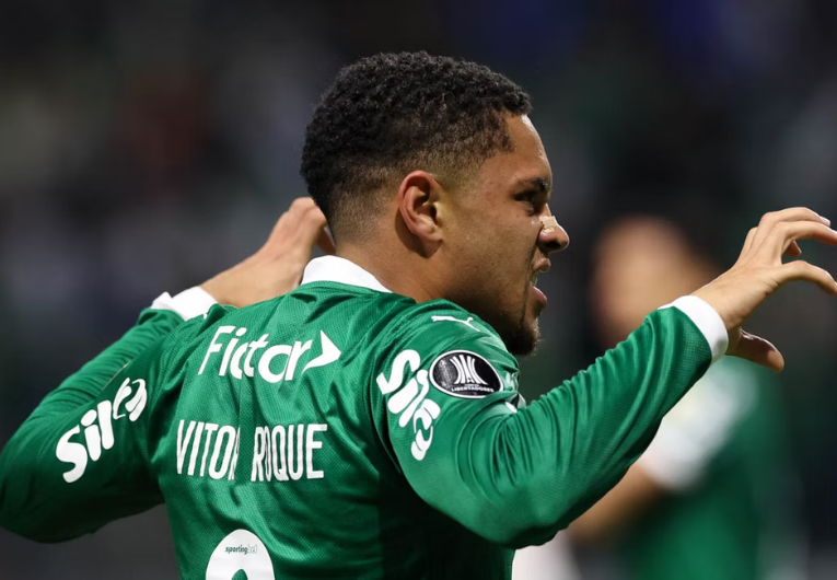 imagem da materia: Vitor Roque, o 'Tigrinho', fala sobre vitória contra River