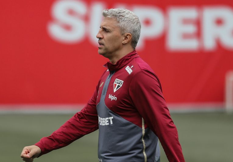 imagem da materia: São Paulo busca feito raro para avançar na Libertadores