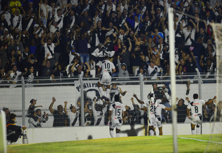 imagem da materia: Torcida da Ponte deve lotar o Moisés Lucarelli no sábado
