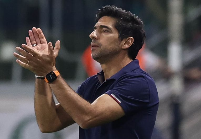 imagem da materia: Abel Ferreira chega à quinta semifinal de Libertadores