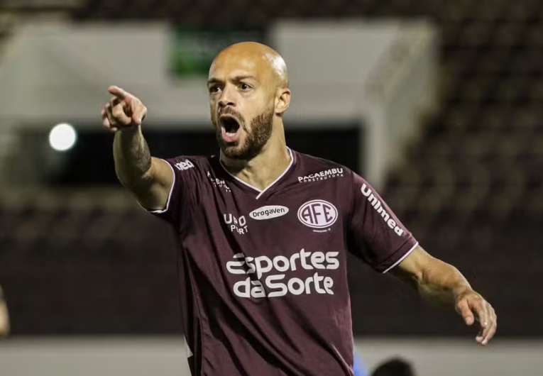 imagem da materia: Ferroviária perde seu craque para enfrentar Botafogo-SP