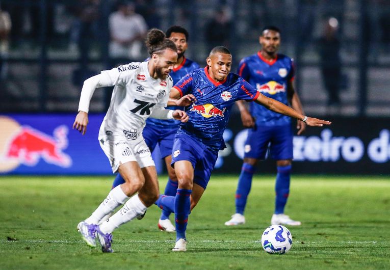 imagem da materia: Sequência negativa complica situação do Bragantino no Brasil