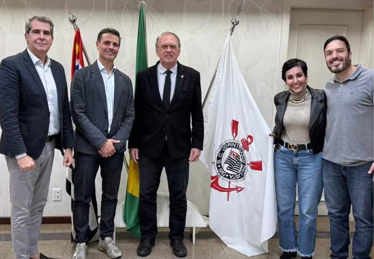 imagem da materia: Osmar Stabile se encontra com criadores da SAFiel