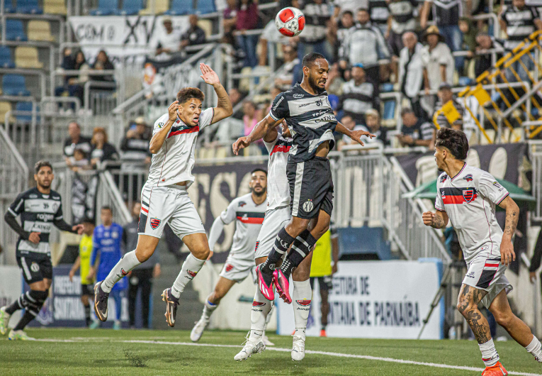 imagem da materia: Confira retrospecto entre Oeste e XV de Piracicaba