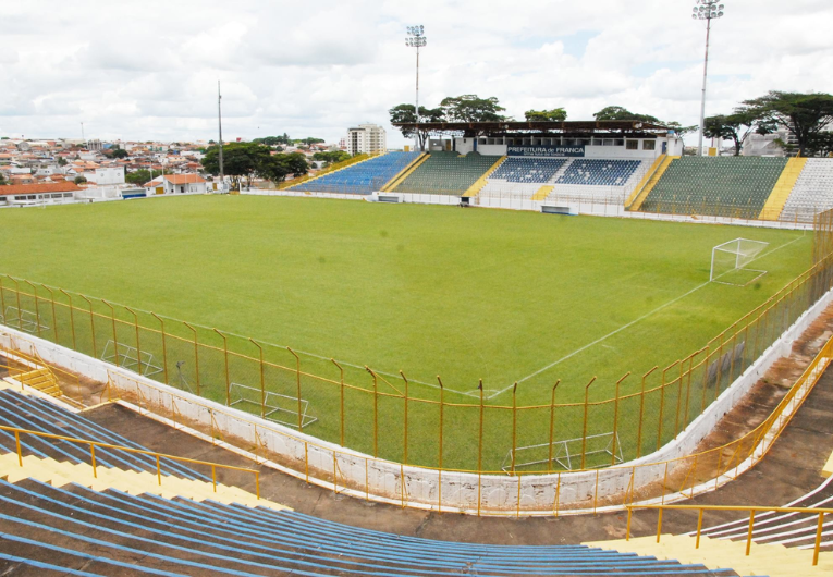 imagem da materia: Francana x Grêmio Prudente: onde assistir e escalações