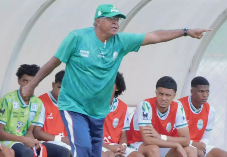 imagem da materia: Wantuil elogia postura do time e prega respeito ao Prudente