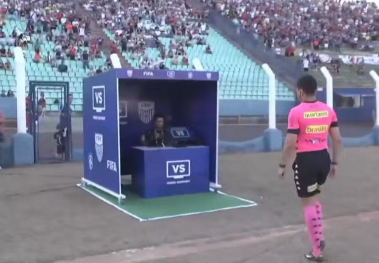 imagem da materia: Desafio de vídeo é usado apenas uma vez em jogo do Primavera