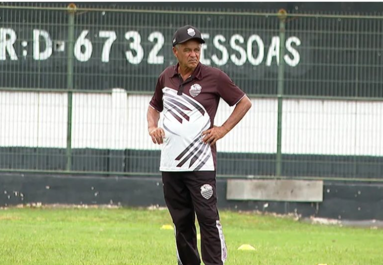 imagem da materia: Roberval valoriza emocional do Comercial após empate no fim