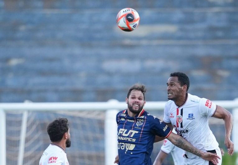 imagem da materia: Grêmio ainda não venceu jogando fora de casa na Copa