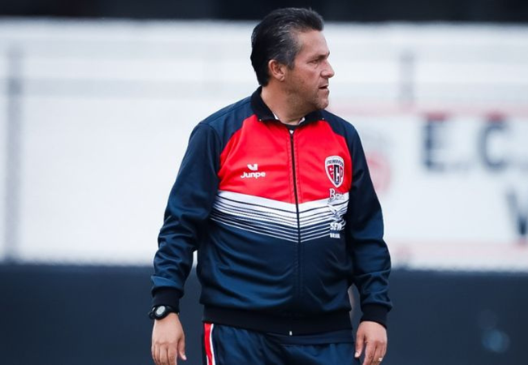 imagem da materia: Marchiori pode chegar à quinta final em quatro anos