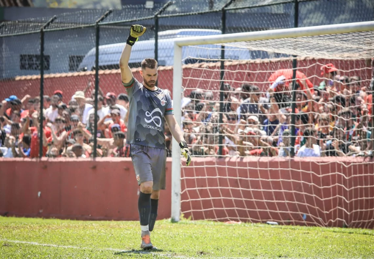 imagem da materia: Marília anuncia retorno do goleiro Wagner para 2026