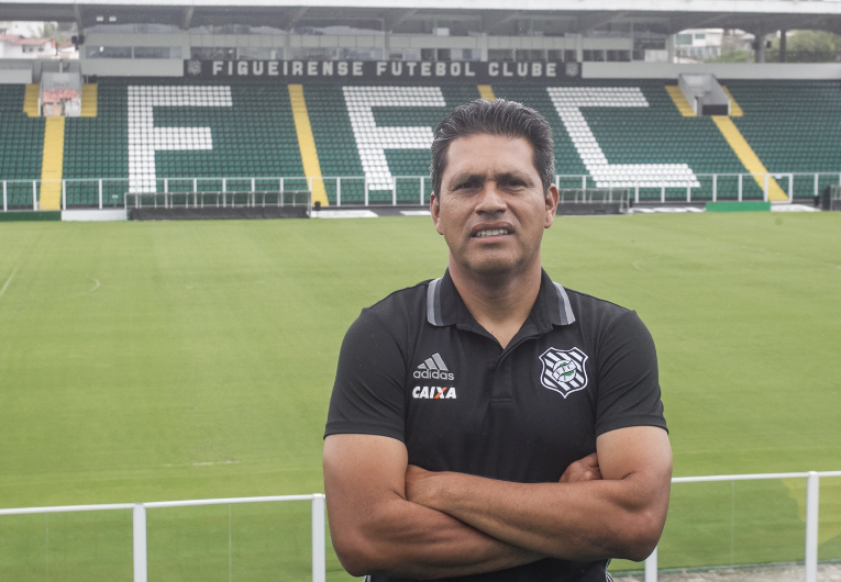 imagem da materia: Elio valoriza experiências antes de retorno ao Capivariano