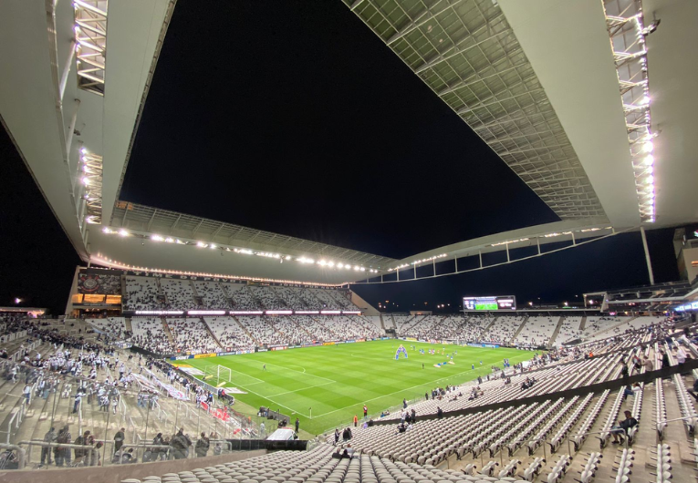 imagem da materia: Corinthians x Flamengo: onde assistir e escalações