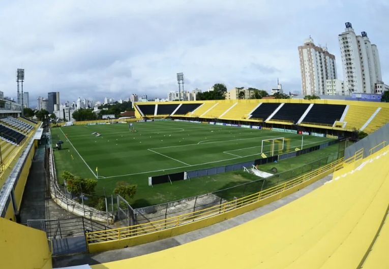 imagem da materia: São Bernardo x Floresta: onde assistir e escalações