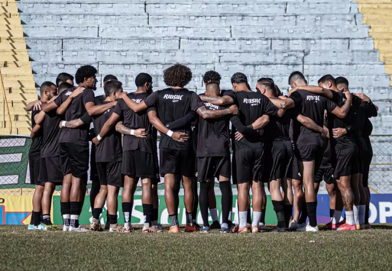 imagem da materia: Comercial fecha 2025 com semi na Copa Paulista e queda na A3