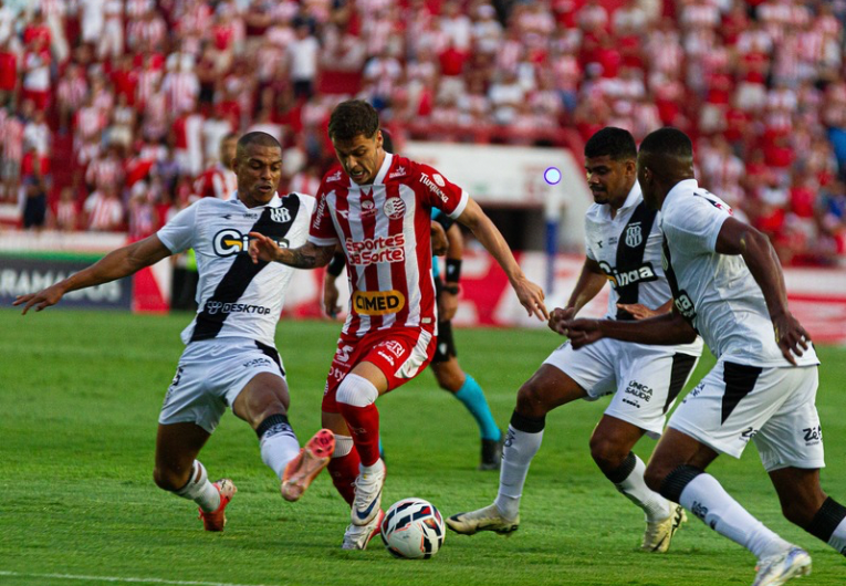 imagem da materia: Ponte Preta fica a um passo da Série B