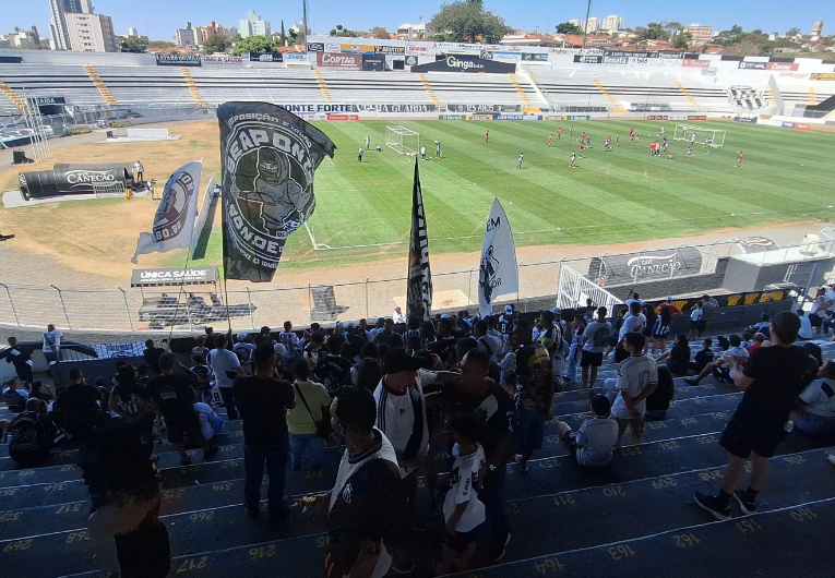 imagem da materia: Ponte Preta encerra preparação para clássico na Série C