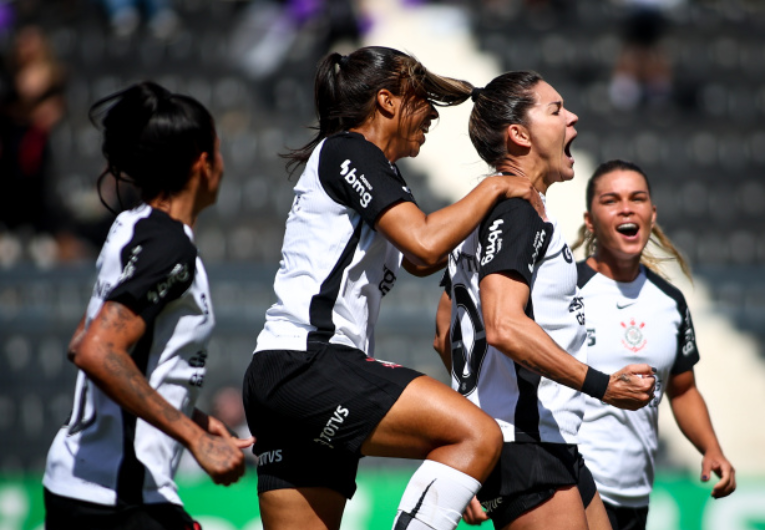 imagem da materia: Corinthians domina Juventude e avança na Copa do Brasil