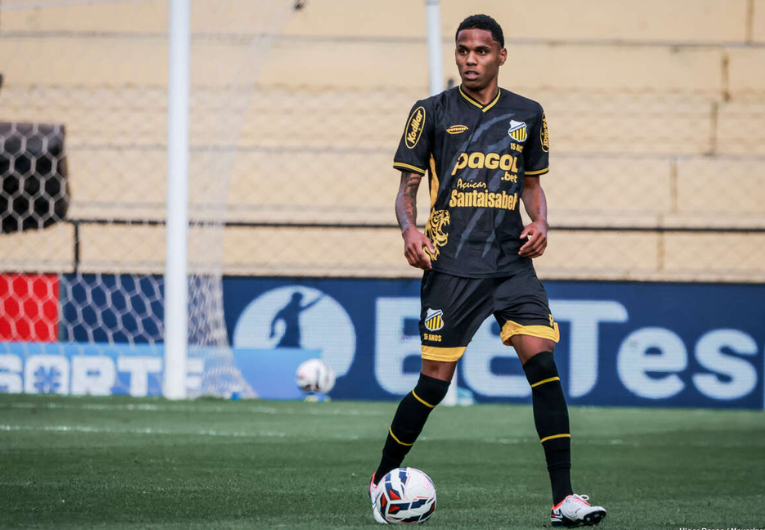 imagem da materia: Dantas fala sobre primeiro gol como profissional pelo Tigre