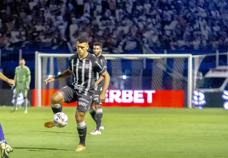 imagem da materia: Jhony Douglas é o novo reforço do Botafogo-SP na Série B