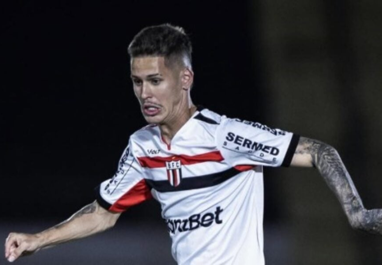 imagem da materia: Marquinho cobra reação imediata do Botafogo-SP