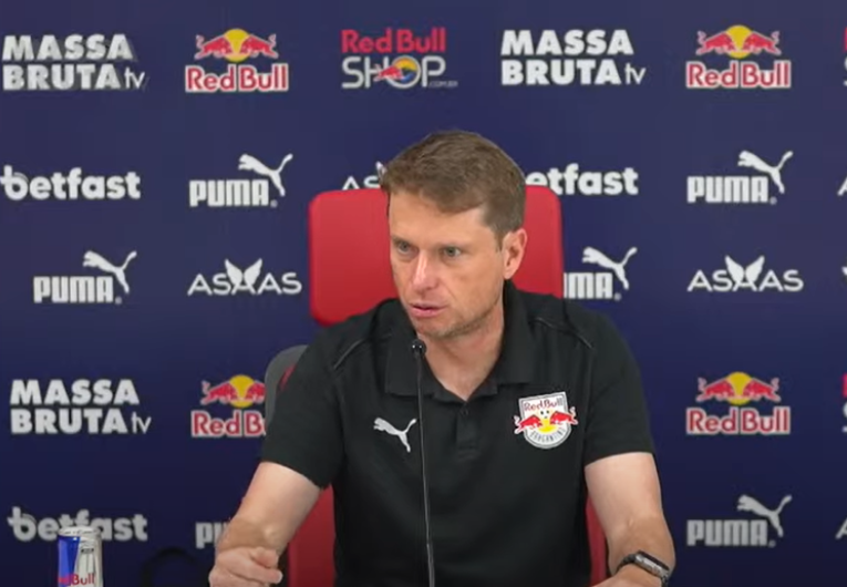 imagem da materia: Seabra valoriza reação do Bragantino, mas admite falhas