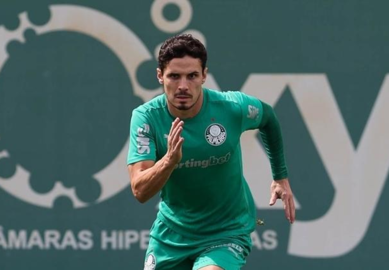 imagem da materia: Palmeiras blinda Raphael Veiga para retorno ao time